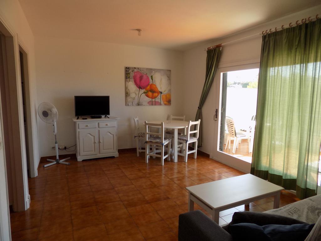 Apartamentos Encanto Del Mar Кала-Галдана Экстерьер фото